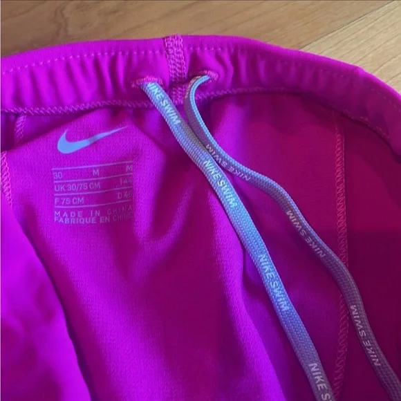 Nike Swim 30 Hot Pink Shorts Suit triathlon biking running - Picture 4 of 5